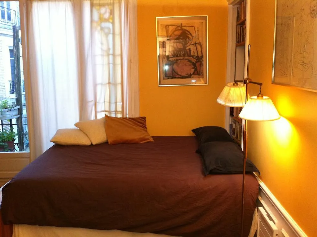 Domingorooms - Le Marais Bed & Breakfast