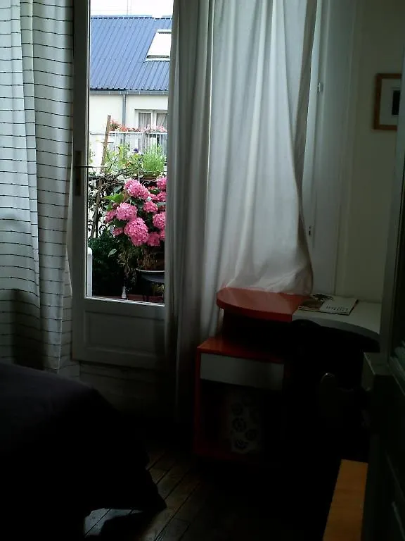 Bed & Breakfast Domingorooms - Le Marais Paris