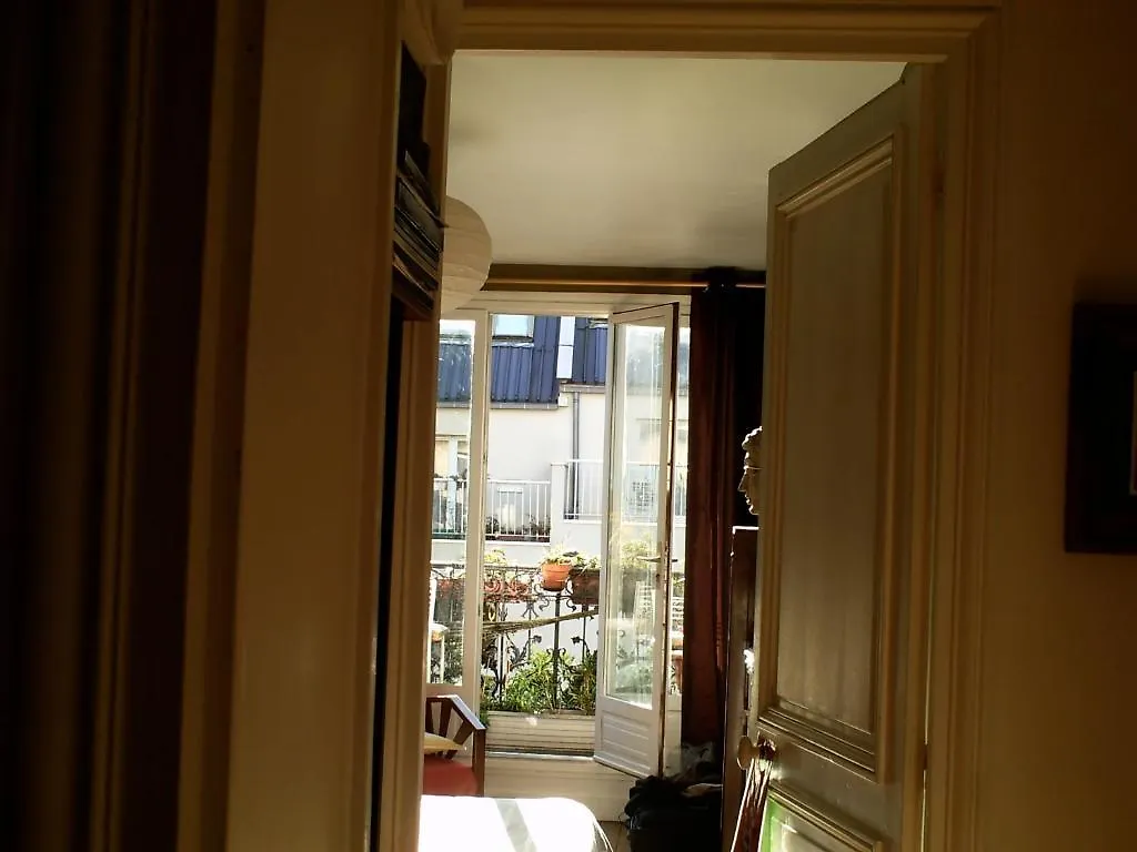 Domingorooms - Le Marais