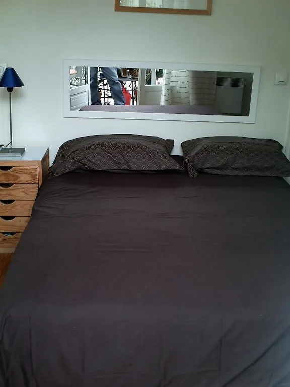 Domingorooms - Le Marais Bed & Breakfast Parijs
